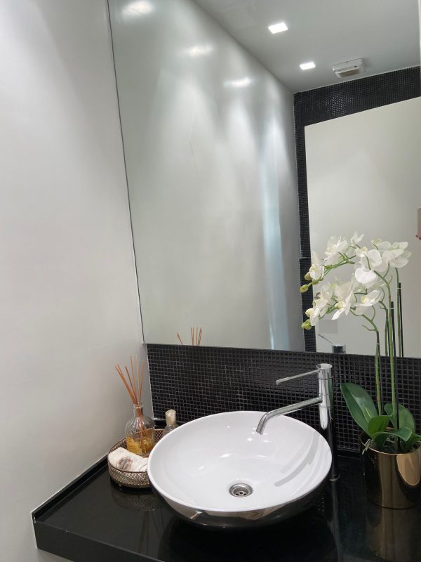 Property 1336  In a luxurious Complex - Image 3