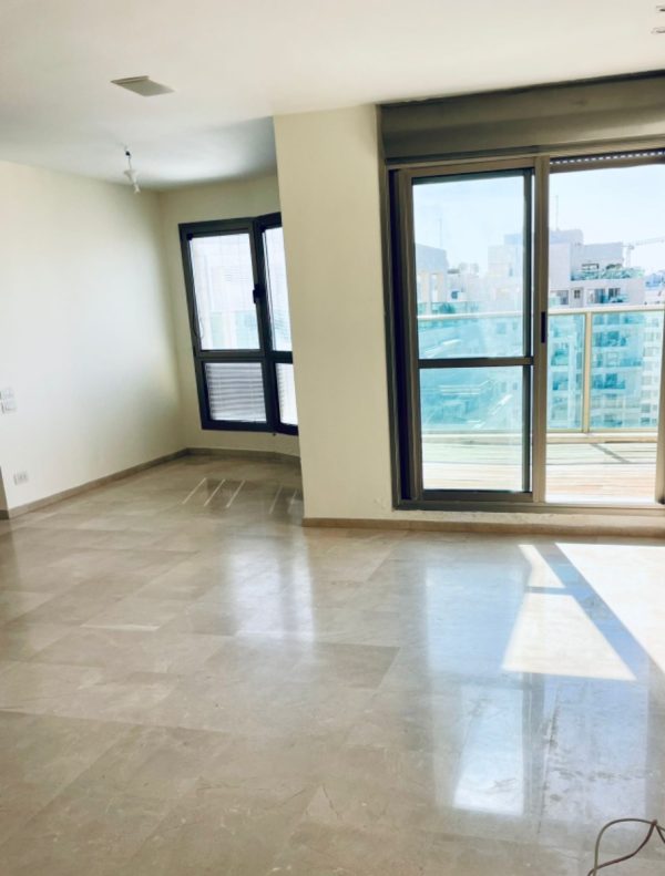 Property 1338 In the exclusive North Tel Aviv neighborhood - Image 2